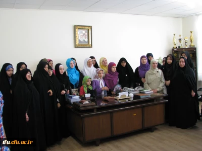 پردیس فاطمه الزهرا(س) میزبان اساتید ، دانشجویان و دانش اموزان بوسنیائی شد.