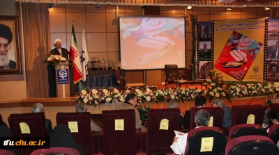 حجت السلام و المسلمین آقای دکتر صادق زاده در اختتامیه جشنواره فرهنگی خواهران:
جشنواره فرهنگی صحنه شکوفایی شخصیت علمی دانشجویان دانشگاه فرهنگیان