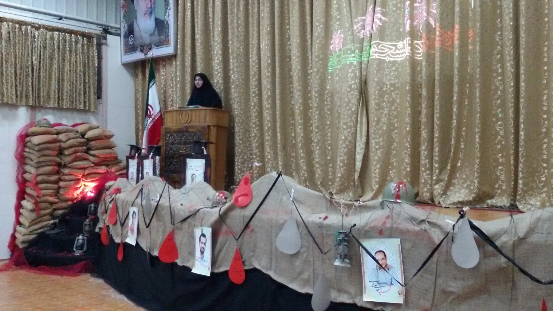 گرامیداشت روز دانشجو  با اجرای نمایش  گروه یاس های سپید 2