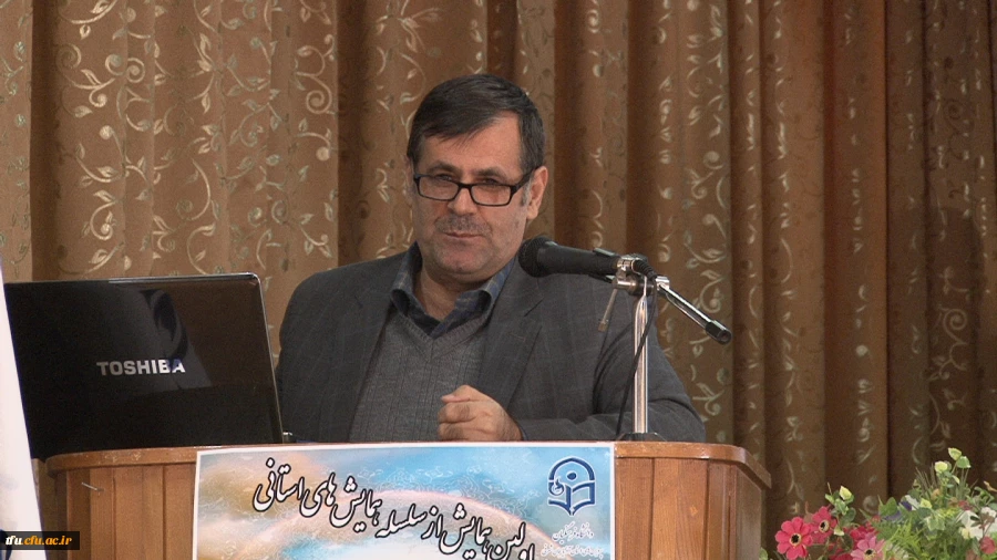 در اولین همایش جایگاه و اقتضائات در تربیت معلم مطرح شد:
نیاز به فعالیت های پژوهشی در دانشگاه ها٬ لزوم تحول در نظام آموزشی کشور 2