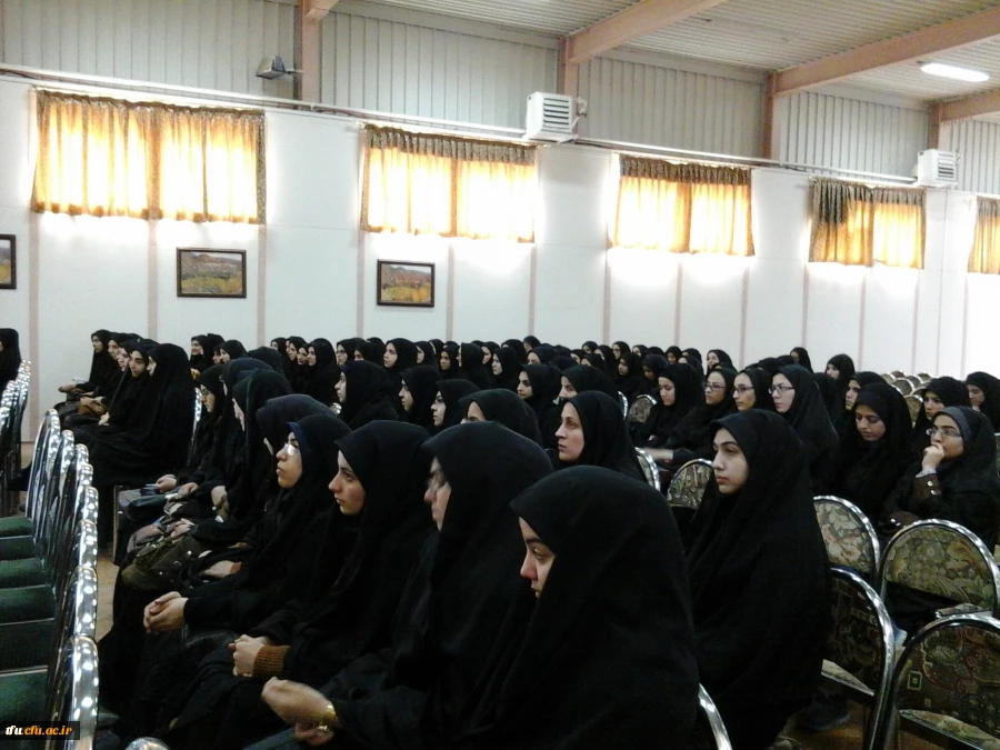 برگزاری مراسم آغاز سال تحصیلی دانشجو یان ورودی بهمن  93  5