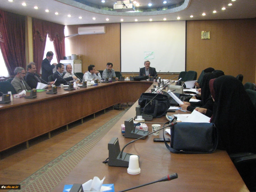 کارگاه آموزشی کارورزی 2 تشکیل شد.  2