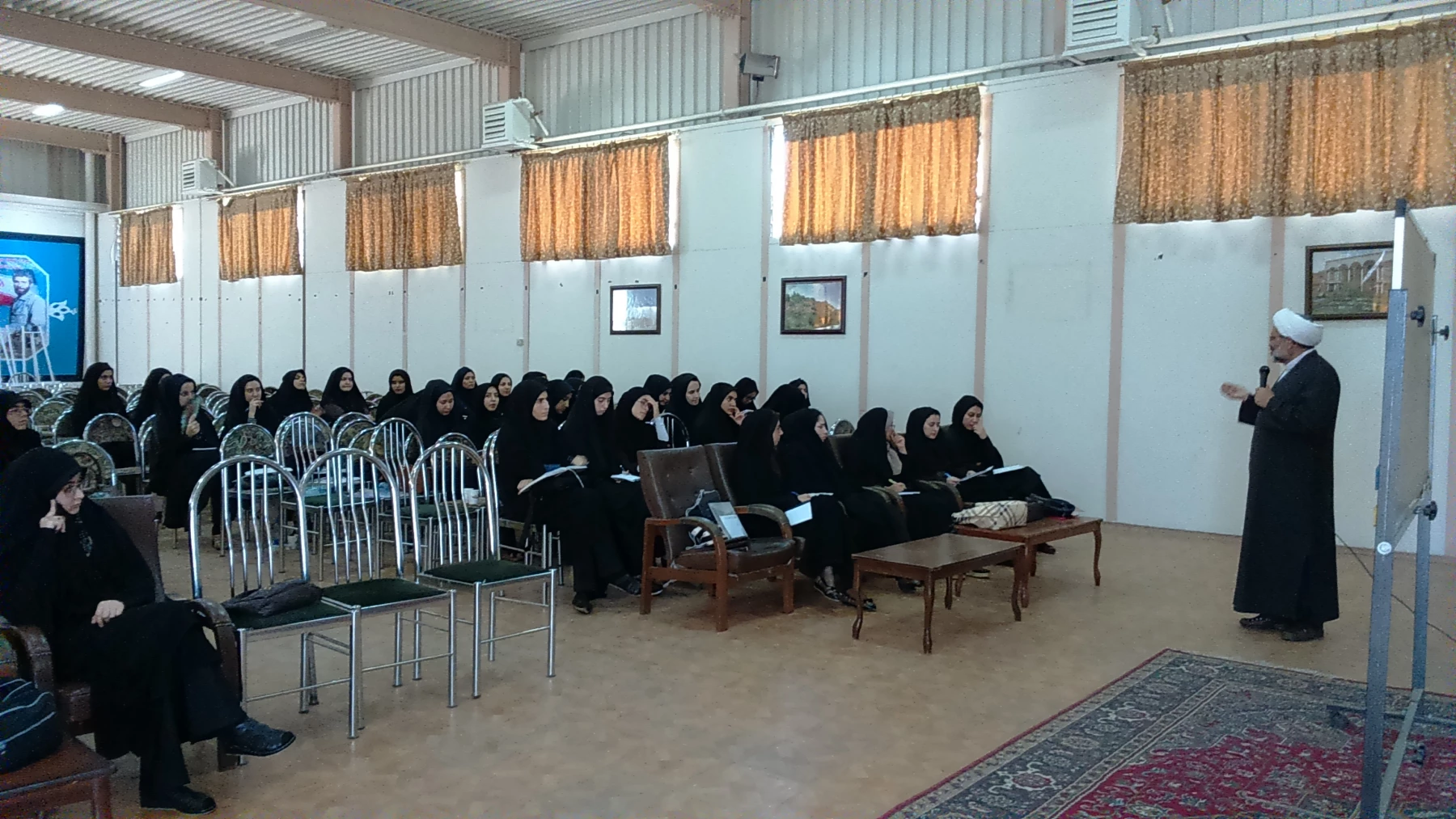 دوره  آموزشی سه روزه حیات طیبه برگزار شد. 3