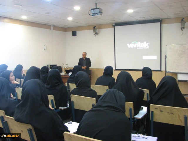 کارگاه آموزشی فیزیک  برگزار شد. 2