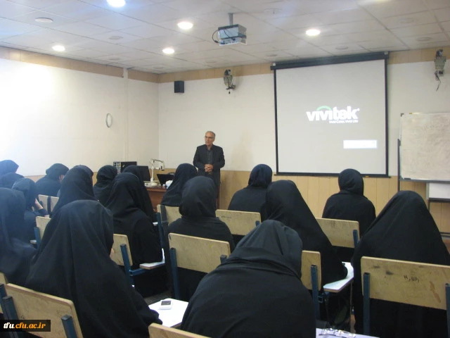 کارگاه آموزشی فیزیک  برگزار شد. 3