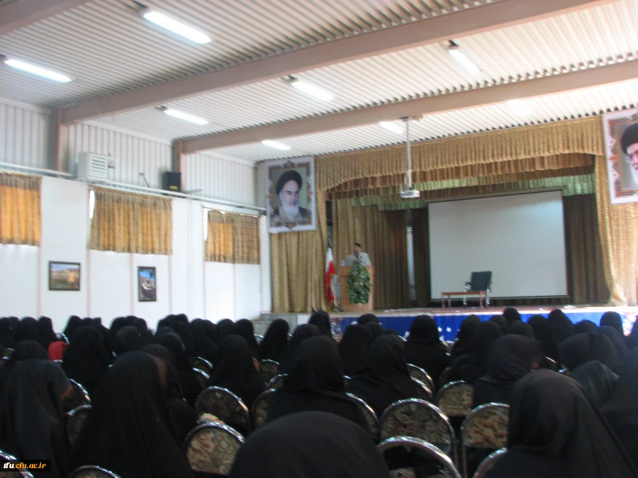 نشست بررسی  آزمون جامع علمی دانشجو معلمان برگزار شد. 2