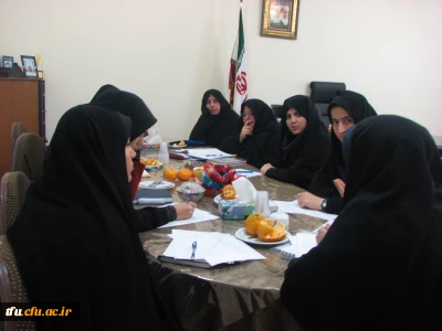 نشست اعضای جدید شورای صنفی و رفاهی داانشجویان با مسئولین پردیس فاطمه الزهرا(س)