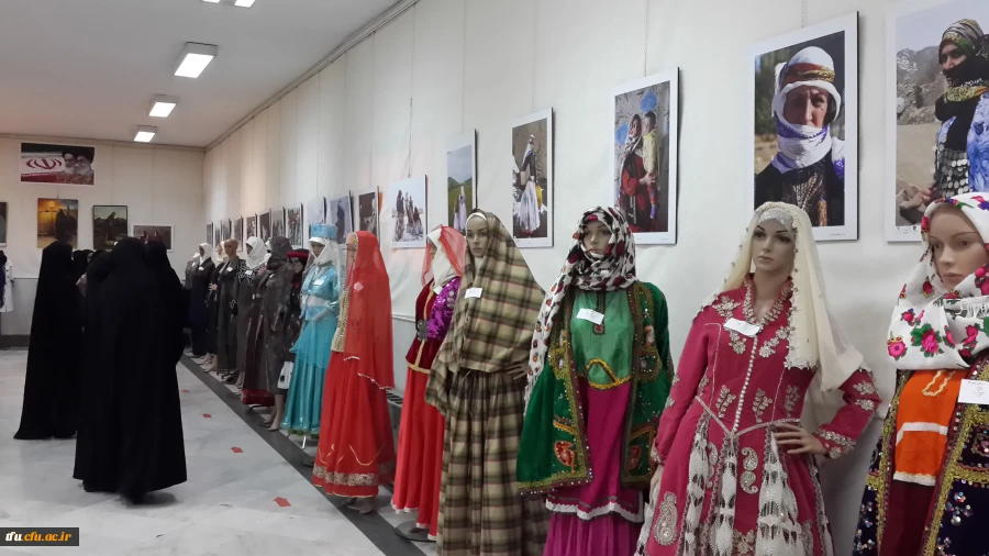 بازدید دانشجویان از دومین جشنواره استانی و بیست وهشتمین نمایشگاه کشوری مد و لباس  2