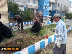 کاشت نهال در فضای سبز پردیس فاطمه الزهرا(س) به مناسبت روز درختکاری  2