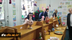 برپایی نمایشگاهی از دست سازه های علمی و هنری دانشجو معلمان پردیس فاطمه الزهرا(س) 2