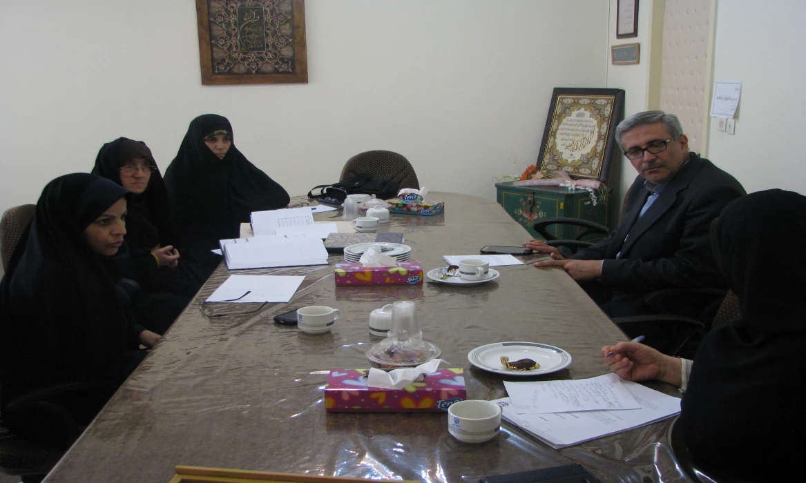 نشست مدیران گروه های آموزشی با سرکارخانم دکتر باقری سرپرست پردیس فاطمه الزهرا(س)