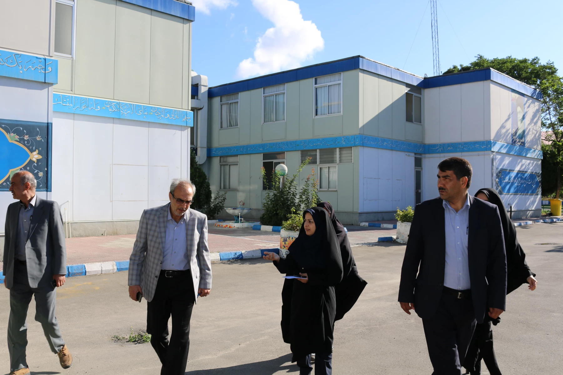 بازدید دکتر عالی باف شهردار منطقه 4 تبریز از پردیس فاطمه الزهرا(س) تبریز 2