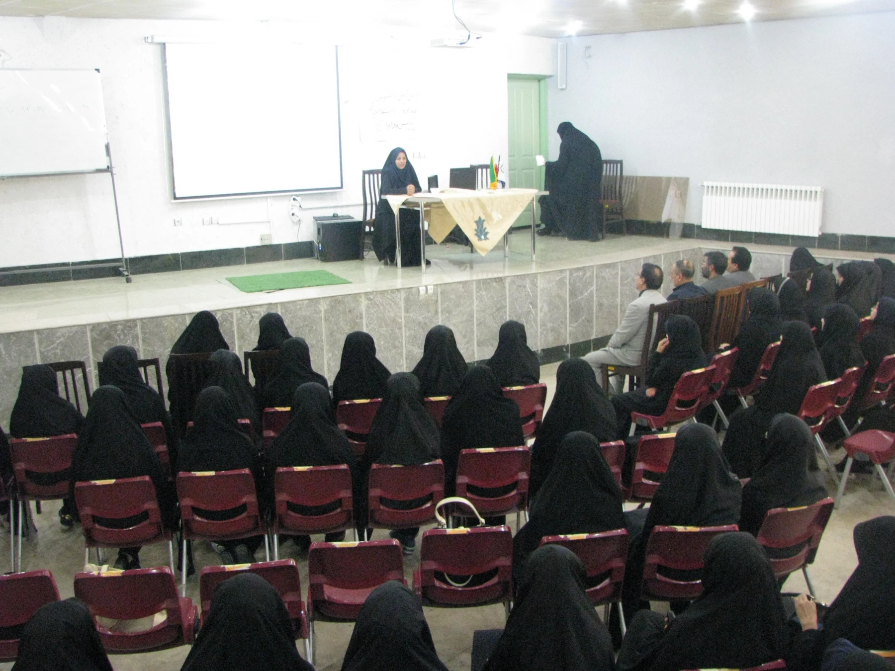 برگزاری مراسم توجیه دانشجویان ورودی 95  7