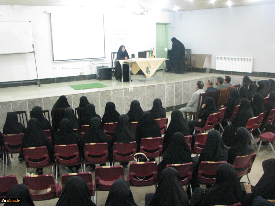 برگزاری مراسم توجیه دانشجویان ورودی 95  7