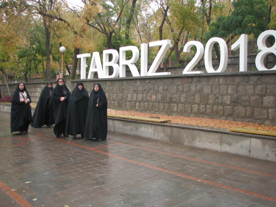 همایش پیاده روی به مناسبت هفته تربیت بدنی