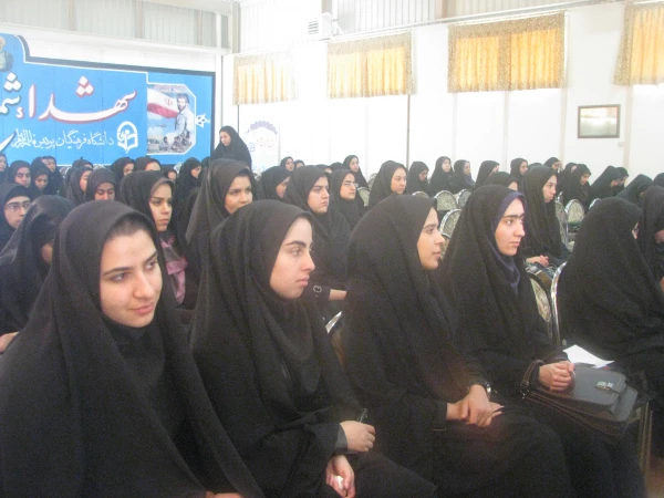 نشست علمی « راهکارهای اعتلای کیفیت آموزش در دانشگاه فرهنگیان »