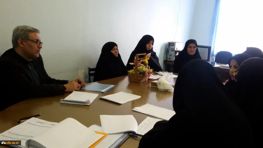 جلسه شورای آموزش با مدیران گروهها و کارشناسان آموزش