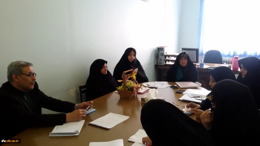 جلسه شورای آموزش با مدیران گروهها و کارشناسان آموزش