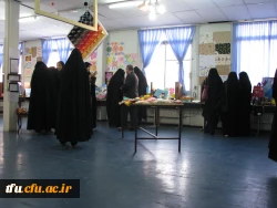 برگزاری نمایشگاهی از آثار و دست سازه های دانشجویان به مناسبت هفته پژوهش