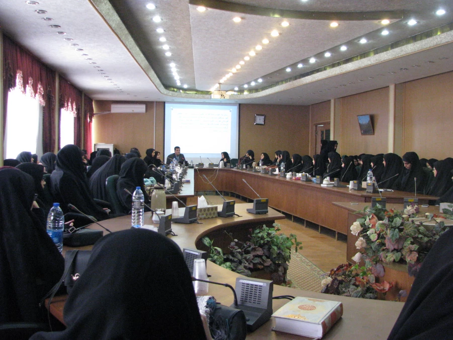 جلسه هماهنگی برگزاری کلاسهای آموزشی زبان انگلیسی