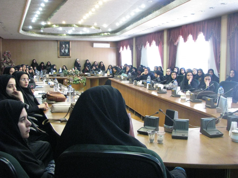 جلسه هماهنگی برگزاری کلاسهای آموزشی زبان انگلیسی