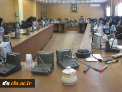 کرسی آزاد اندیشی با موضوع نفوذ پذیری  و نفوذپذیران