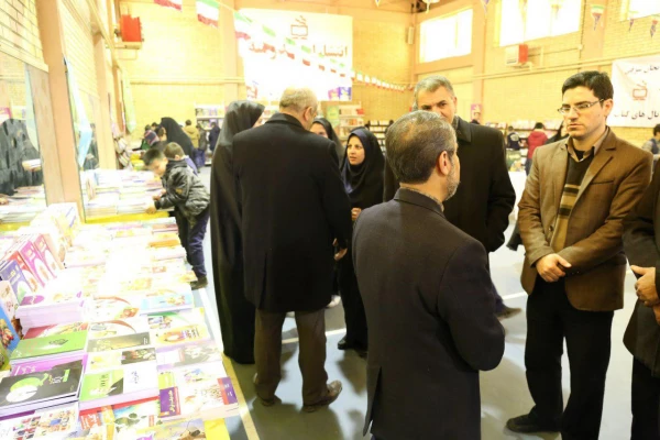 افتتاح دهمین نمایشگاه متمرکز کتاب استان آذربایجان شرقی در سالن کوثر پردیس فاطمه الزهرا(س)