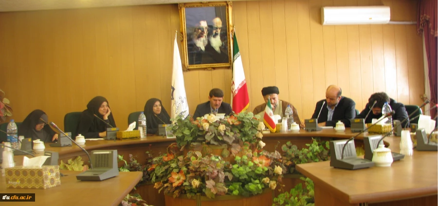 جلسه هماهنگی و تنظیم برنامه های راهبردی شورای فرهنگی و اجتماعی پردیس فاطمه الزهرا(س) با دبیران کانون ها و انجمن های علمی  2