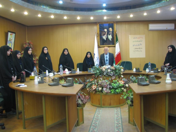 گرامی داشت روز ملی فن آوری هسته ای در پردیس فاطمه الزهرا(س)