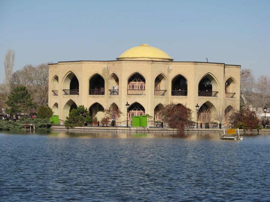 برگزاری اردوی تفریحی همکاران و دانشجو معلمان