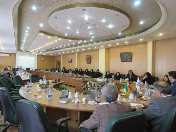 حضور مدیر کل امور حقوقی و رئیس هیئت بدوی رسیدگی به تخلفات اداری دانشگاه فرهنگیان در استان آذربایجان شرقی