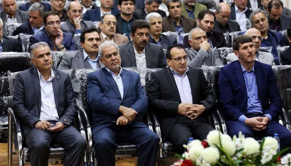 تجلیل از اساتید دانشگاه فرهنگیان آذربایجان شرقی در مراسم بزرگداشت روز معلم