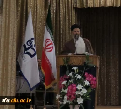 تجلیل از اساتید دانشگاه فرهنگیان آذربایجان شرقی در مراسم بزرگداشت روز معلم