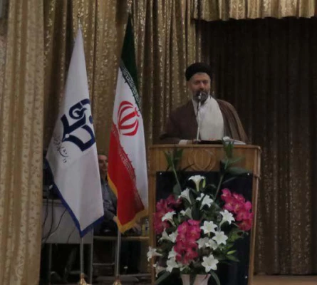 تجلیل از اساتید دانشگاه فرهنگیان آذربایجان شرقی در مراسم بزرگداشت روز معلم