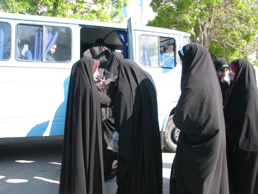 دانشجویان پردیس فاطمه الزهرا(س) تبریز به دیدار یار می روند.
