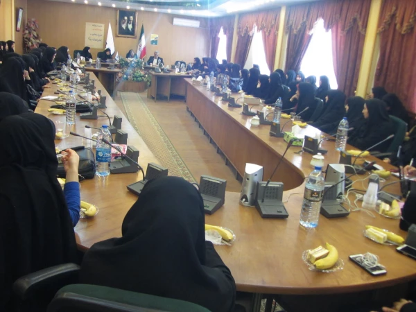 برگزاری کارگاه آموزشی "ارائه تجربیات دانش آموختگان"پردیس فاطمه الزهرا(س)