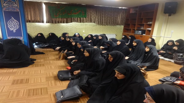 دیدار صمیمی جوانان و دانشجو معلمان پردیس فاطمه الزهرا(س) با آیت ا...شبستری  2