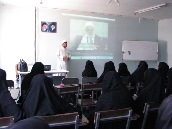 دانشگاه فرهنگیان استان آذربایجان شرقی با مشارکت و همکاری ستاد اقامه نماز استان آذربایجان شرقی برگزار می کند.