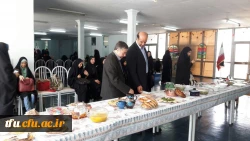 جشنواره شمعدانی و پخت وپز به مناسبت هفته خوابگاهها در پردیس فاطمه الزهرا(س) برگزار شد.