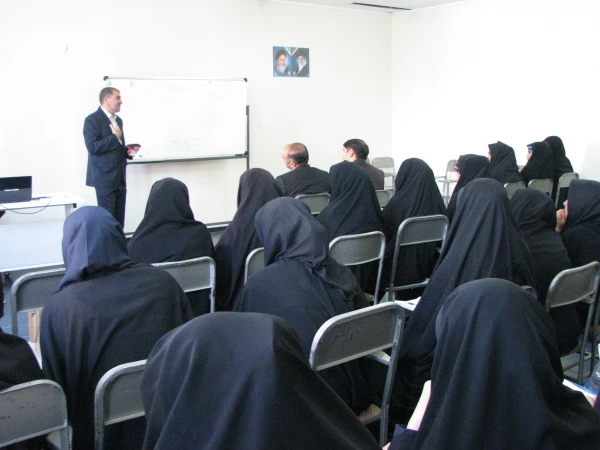 دوره توانمندسازی دانشجو معلمان دوره راهنمایی و مشاوره ورودی 92 پردیس فاطمه الزهرا(س)