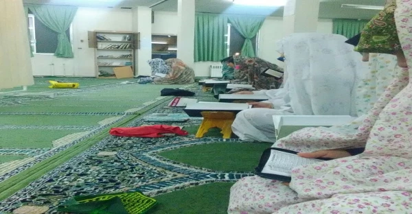 مراسم ختم قرآن کریم به مناسبت ماه مبارک رمضان درپردیس فاطمه الزهرا(س) 2