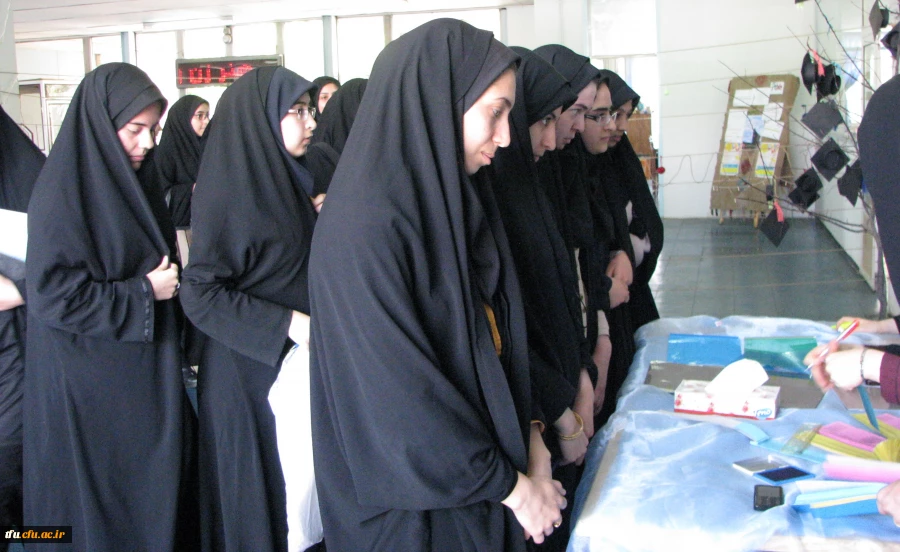 انتخابات کانون ها و انجمن های فرهنگی دانشجویی پردیس فاطمه الزهرا(س)برگزار و اعضای این تشکلها اعلام شدند. 2