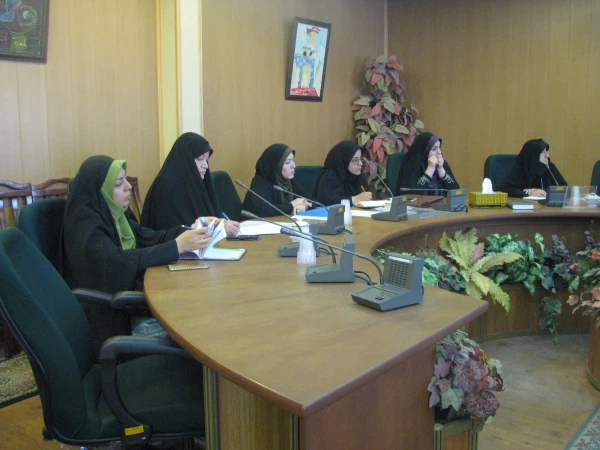جلسه شورای پژوهشی پردیس فاطمه الزهرا(س)