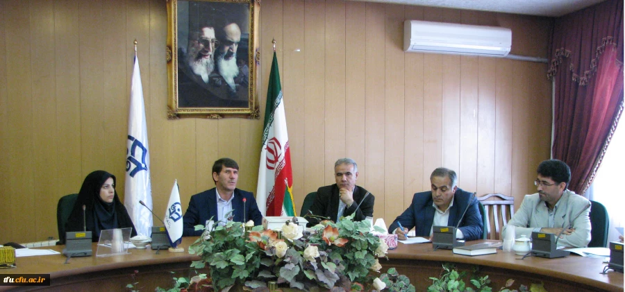 دومین جلسه شورای نظارت و ارزیابی در سالن کنفرانس پردیس فاطمه الزهرا(س) برگزار شد. 2