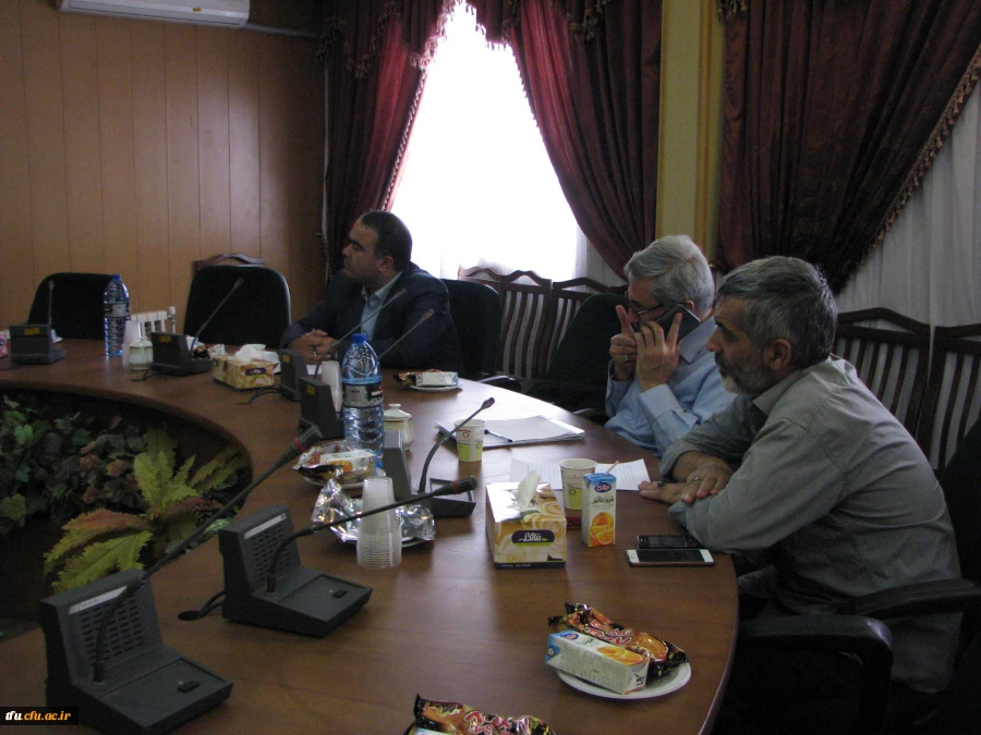 شورای نظارت دانشگاه فرهنگیان آذربایجان شرقی با موضوع منشور کیفیت تشکیل جلسه داد.