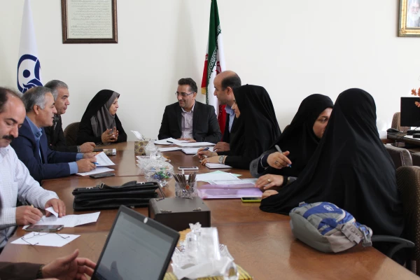 جلسه هماهنگی و برنامه ریزی پنجمین دوره توان افزایی سرپرستان شبانه روزی در پردیس فاطمه الزهرا(س) برگزار شد.