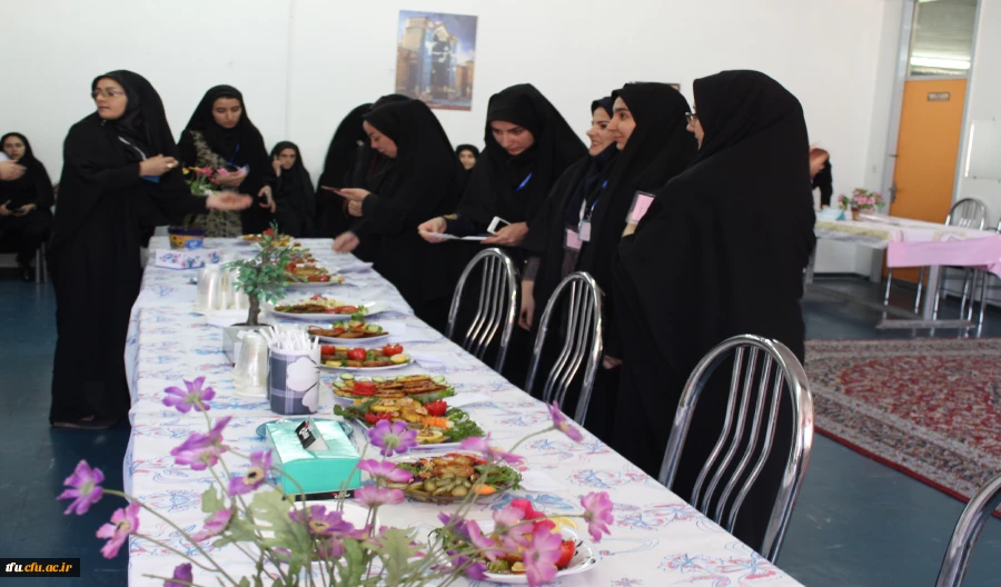 جشنواره آشپزی و غذای سالم در پردیس فاطمه الزهرا(س) برگزار شد. 2