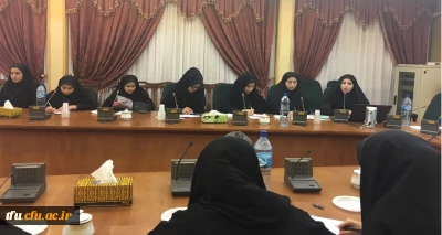 نشست صمیمی مشاور پردیس با دانشجویان جدیدالورود