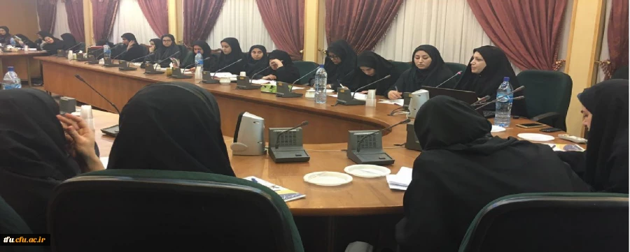 کارگاه آموزشی بهداشت و روان در پردیس فاطمه الزهرا(س) تبریز برگزار شد. 2