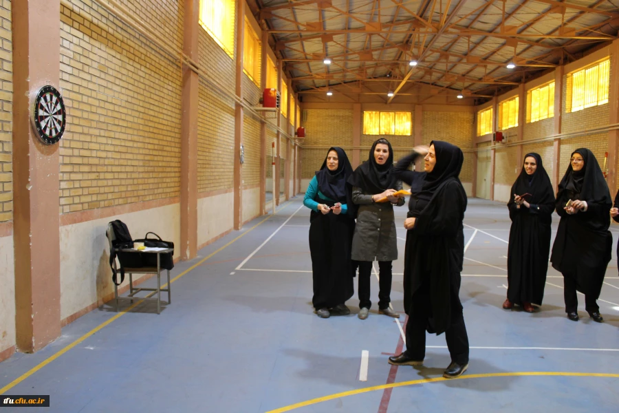 مسابقه ورزشی در رشته دارت بین کارکنان پردیس فاطمه الزهرا(س) برگزارشد.